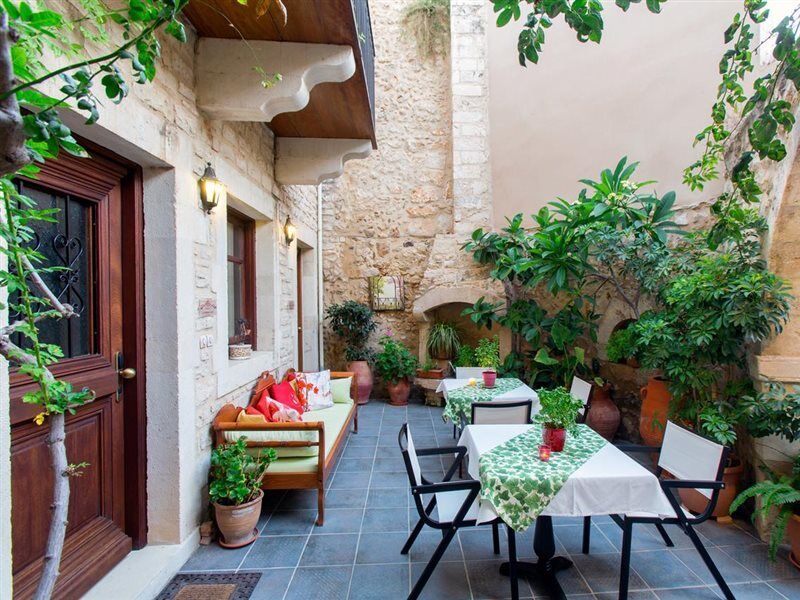 Casa Moazzo Suites And Apartments Rethymno  Exterior photo